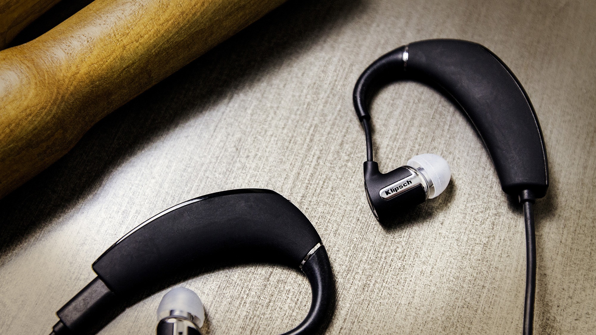Bluetooth Earbuds | R6 Wireless Headphones | Klipsch