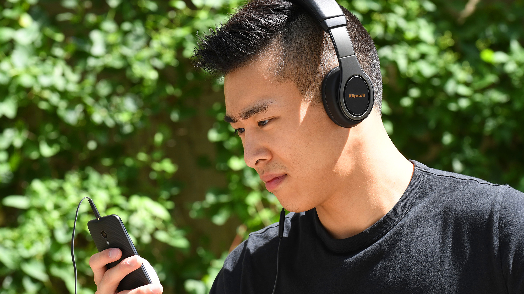 Reference On Ear Ii 5